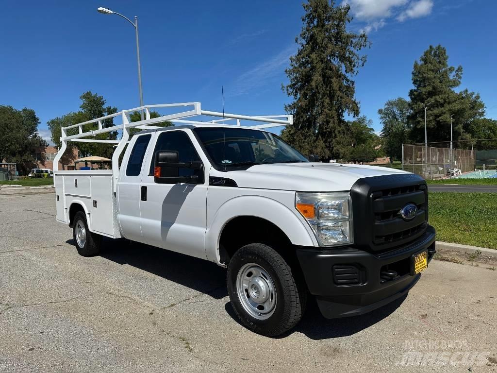 Ford F 250 SD شاحنات خفيفة/مفصلية الجوانب