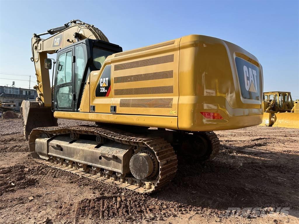 CAT 336GC حفارات زحافة