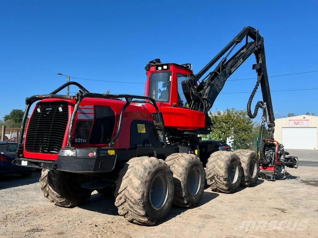 Komatsu 931 XC حصادات