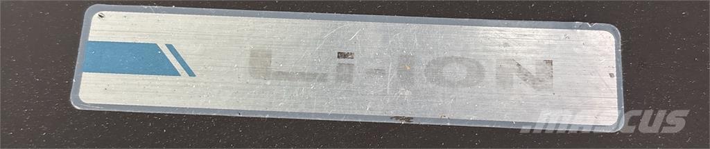 Atlet PSP160 شاحنات مناولة ذاتية الدفع