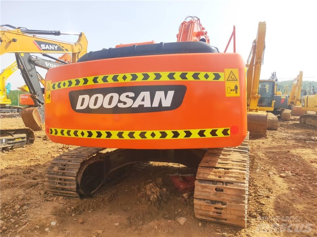Doosan DH 220 LC-7 حفارات زحافة