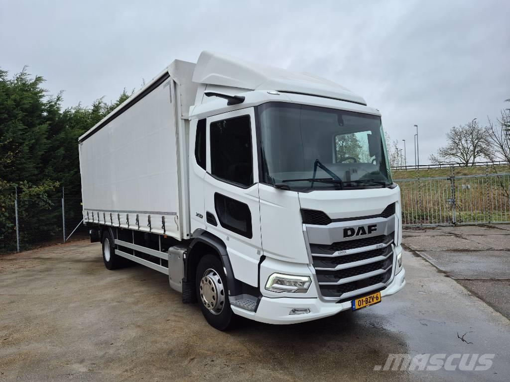 DAF XD 370 شاحنات بغطاء جانبي