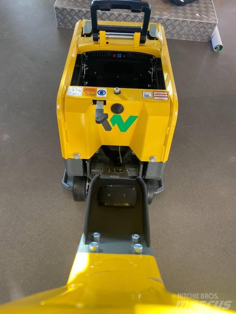 Wacker Neuson 3050 دكاكات أفقية