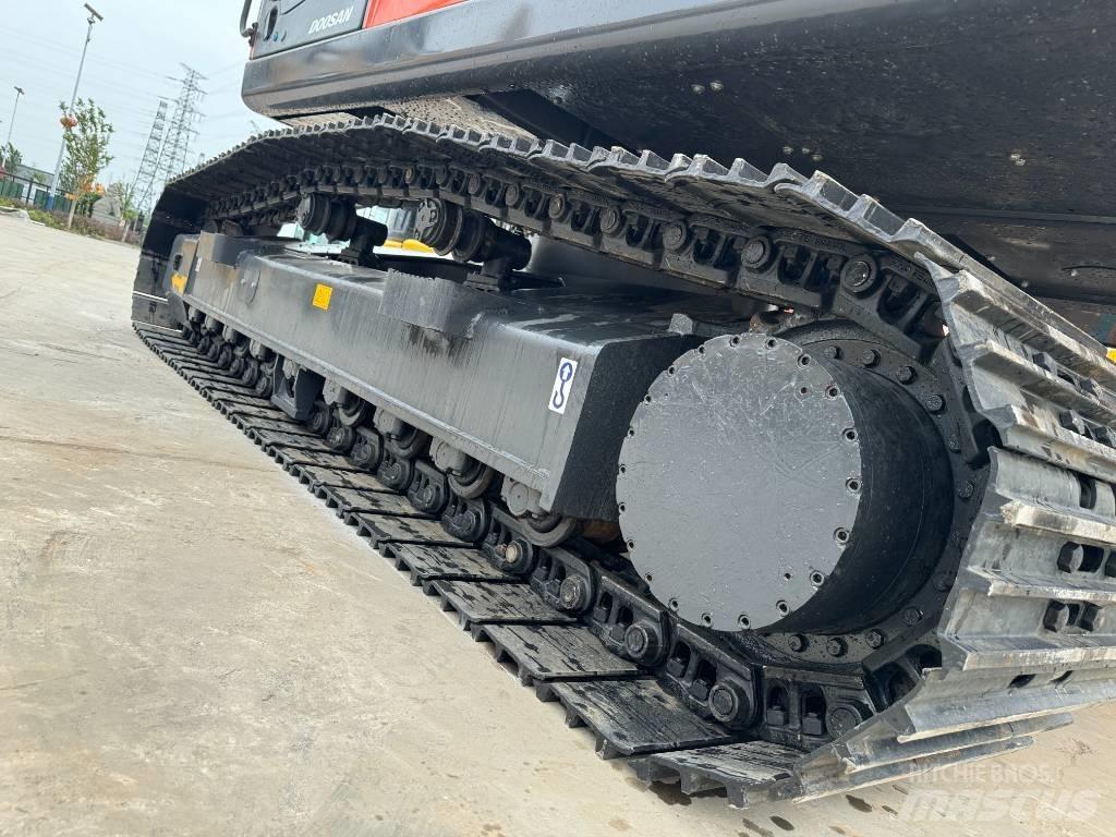Doosan DX 225 LC-9C حفارات زحافة