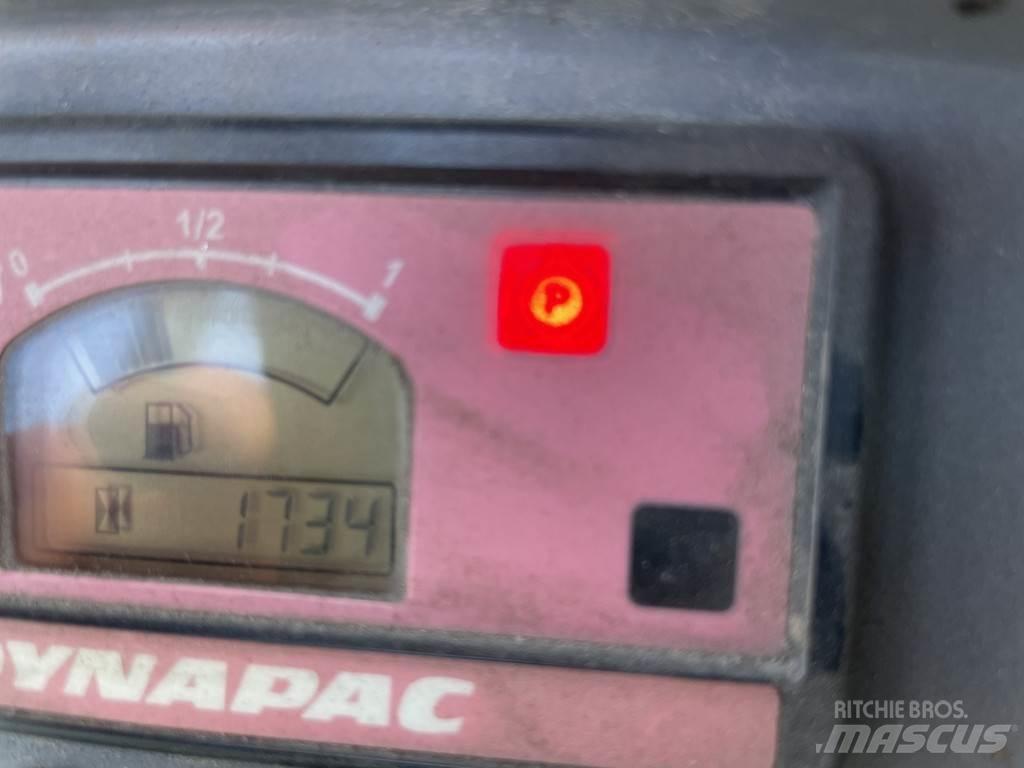 Dynapac CC1200 مداحل ثنائية الاسطوانة