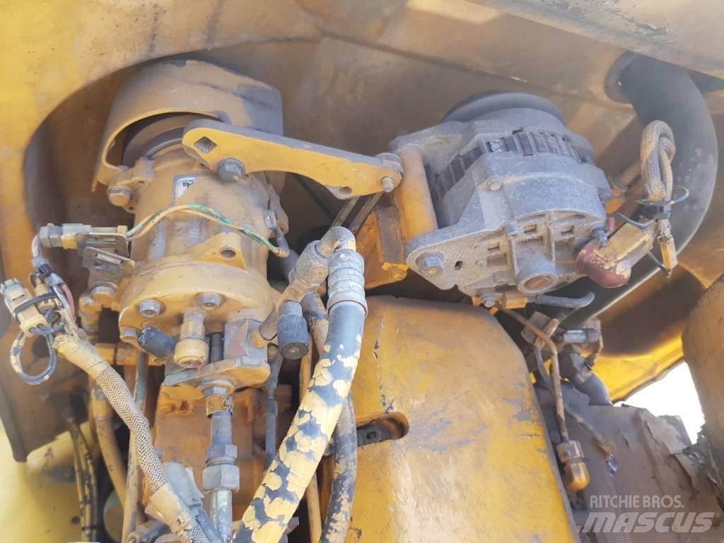 CAT 950 G لوادر بعجل