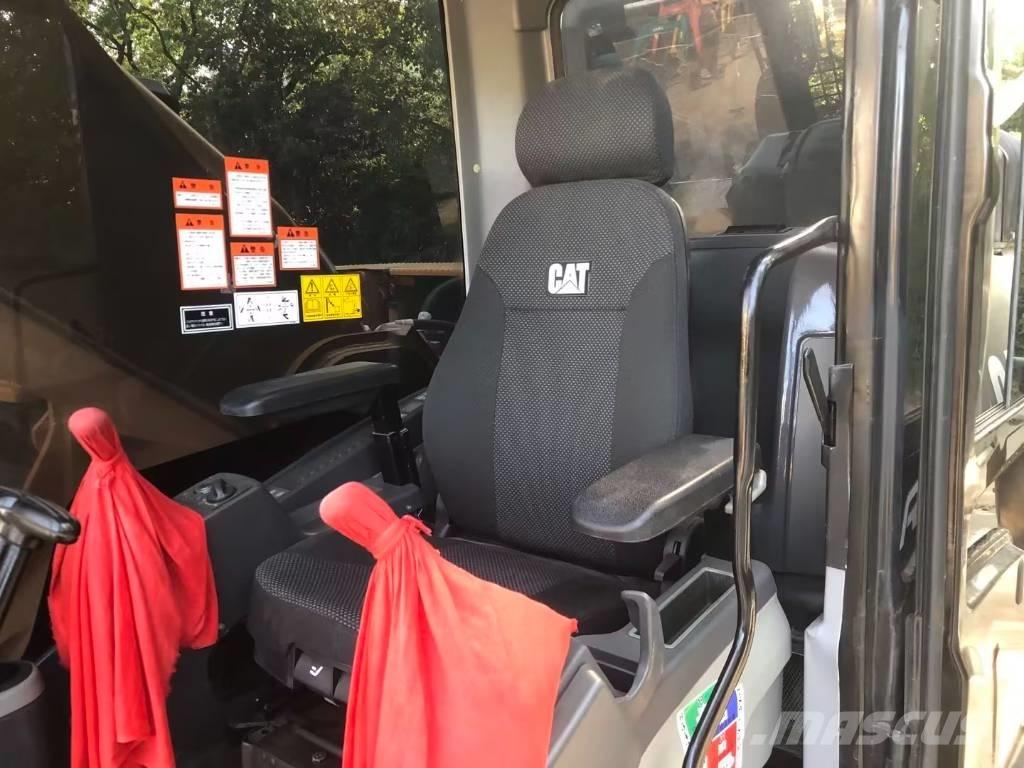 CAT 336 D حفارات زحافة