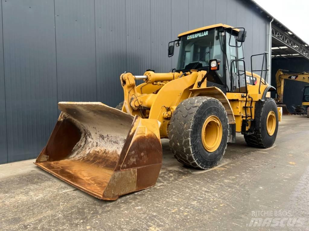 CAT 950H لوادر بعجل