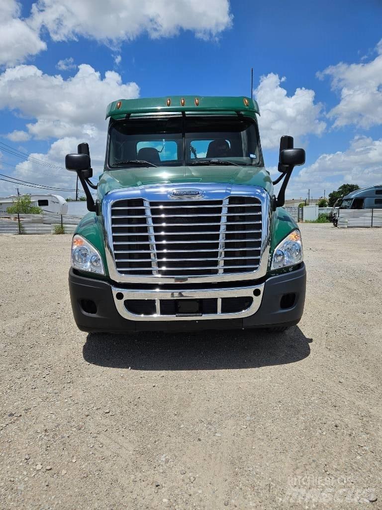 Freightliner 125 وحدات الجر