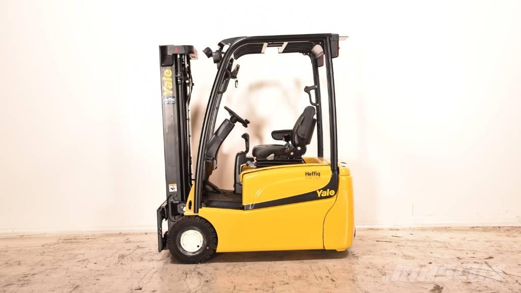 Yale ERP 16 VT شاحنات ذات رافعات شوكية تعمل بالكهرباء
