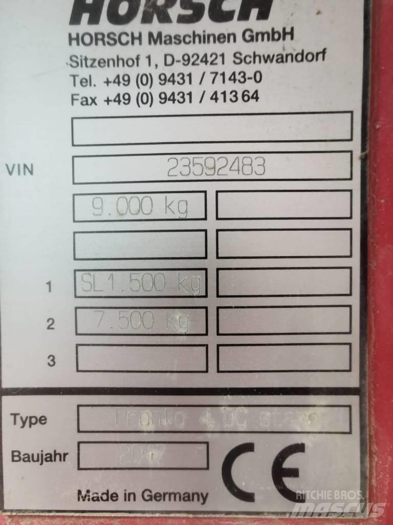 Horsch Pronto 4 DC مثاقيب مدمجة