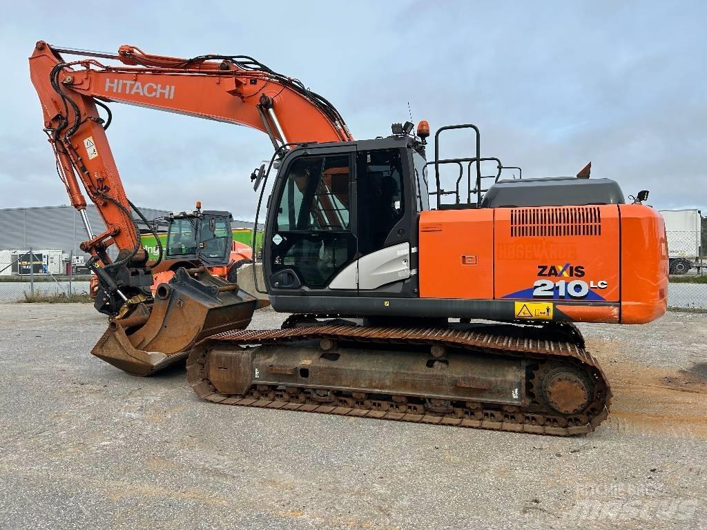 Hitachi ZX 210 LC-6 حفارات زحافة