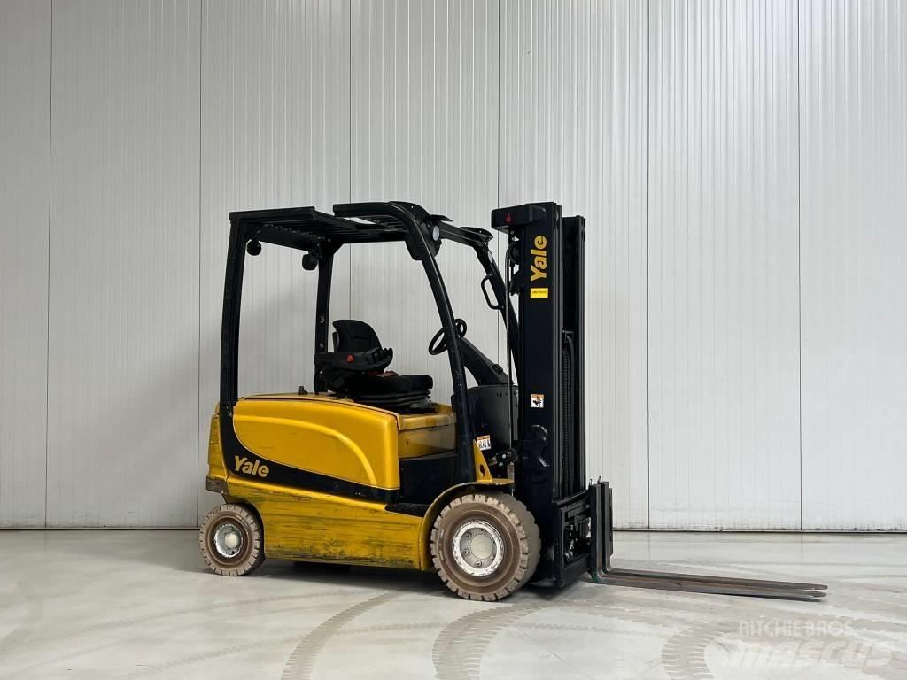 Yale ERP22VL شاحنات ذات رافعات شوكية تعمل بالكهرباء