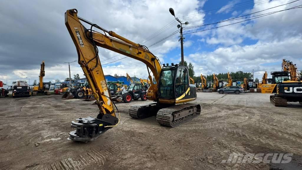 JCB JS 130 LC + JAK300 حفارات زحافة