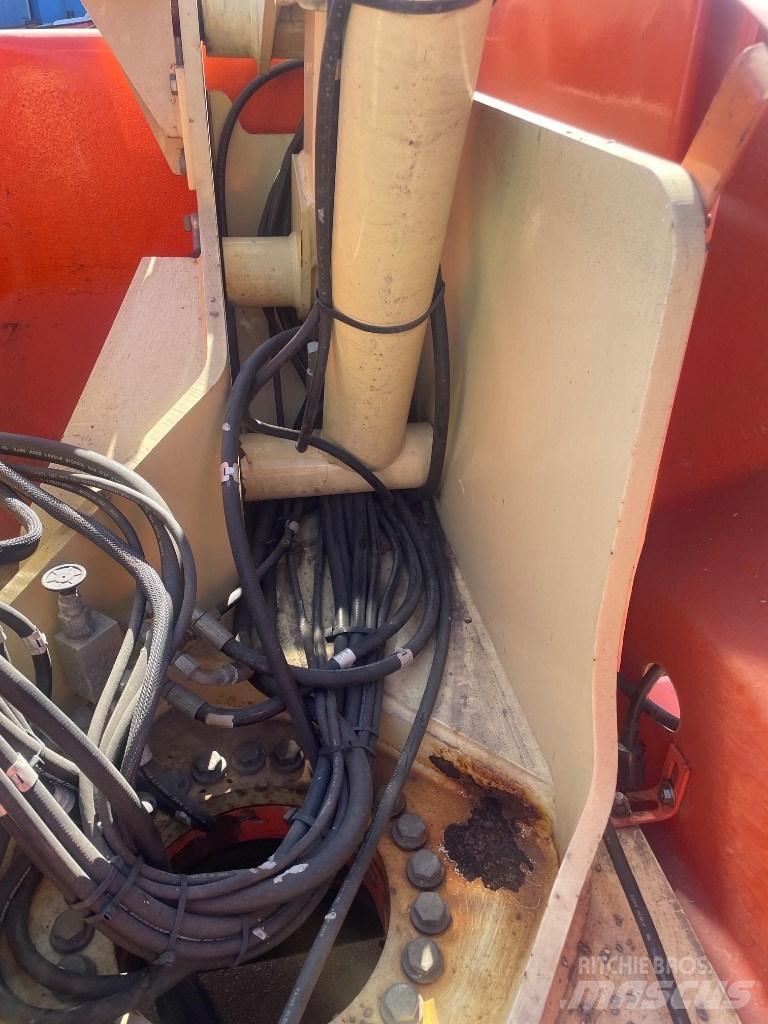 JLG N 40 E رافعات سلة مفصلية