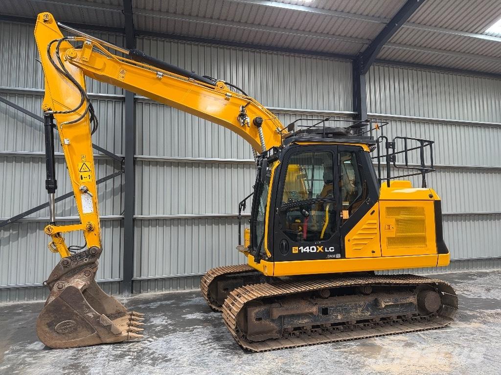 JCB 140 X حفارات زحافة