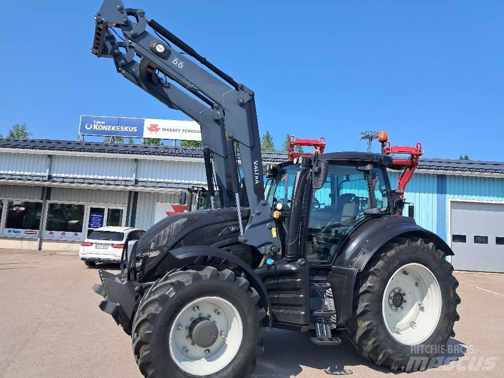 Valtra T174E Versu الجرارات
