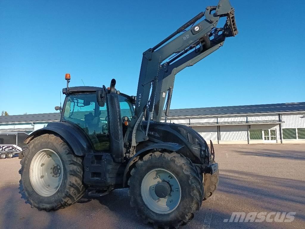 Valtra T174E Versu الجرارات