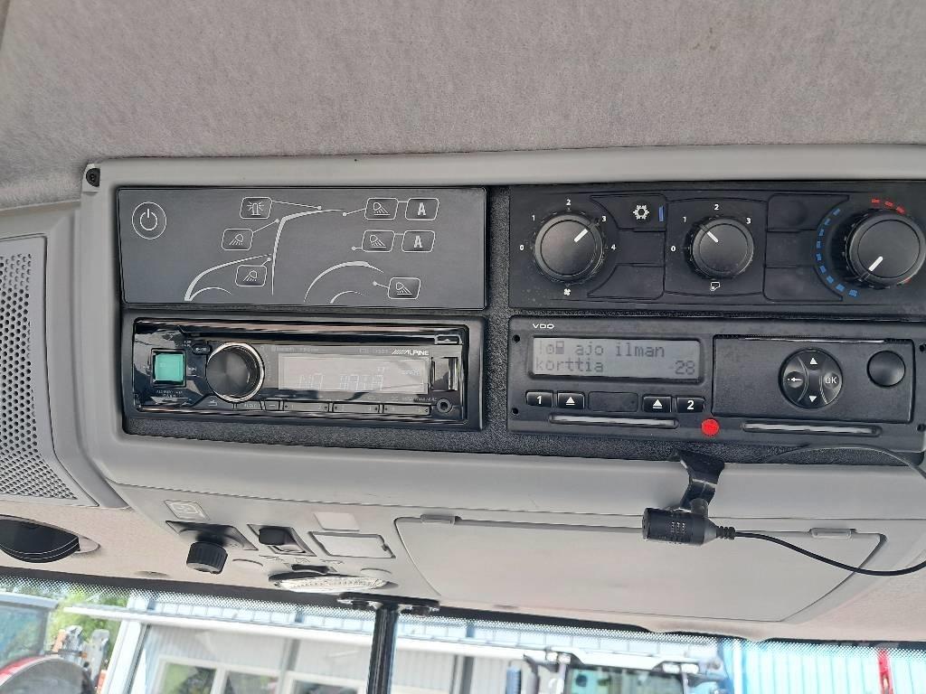 Valtra T174E Versu الجرارات
