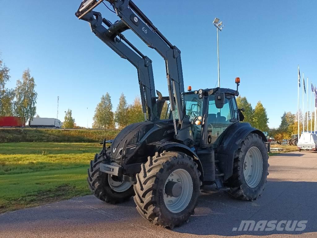 Valtra T174E Versu الجرارات