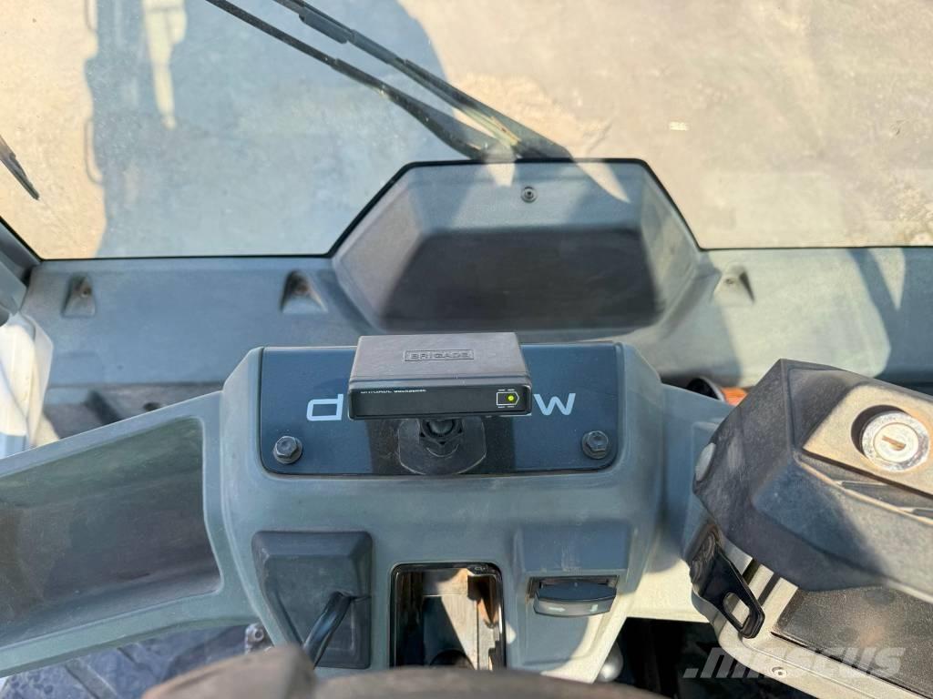 Wacker Neuson DV 60 عربات نقل قلابة للمواقع
