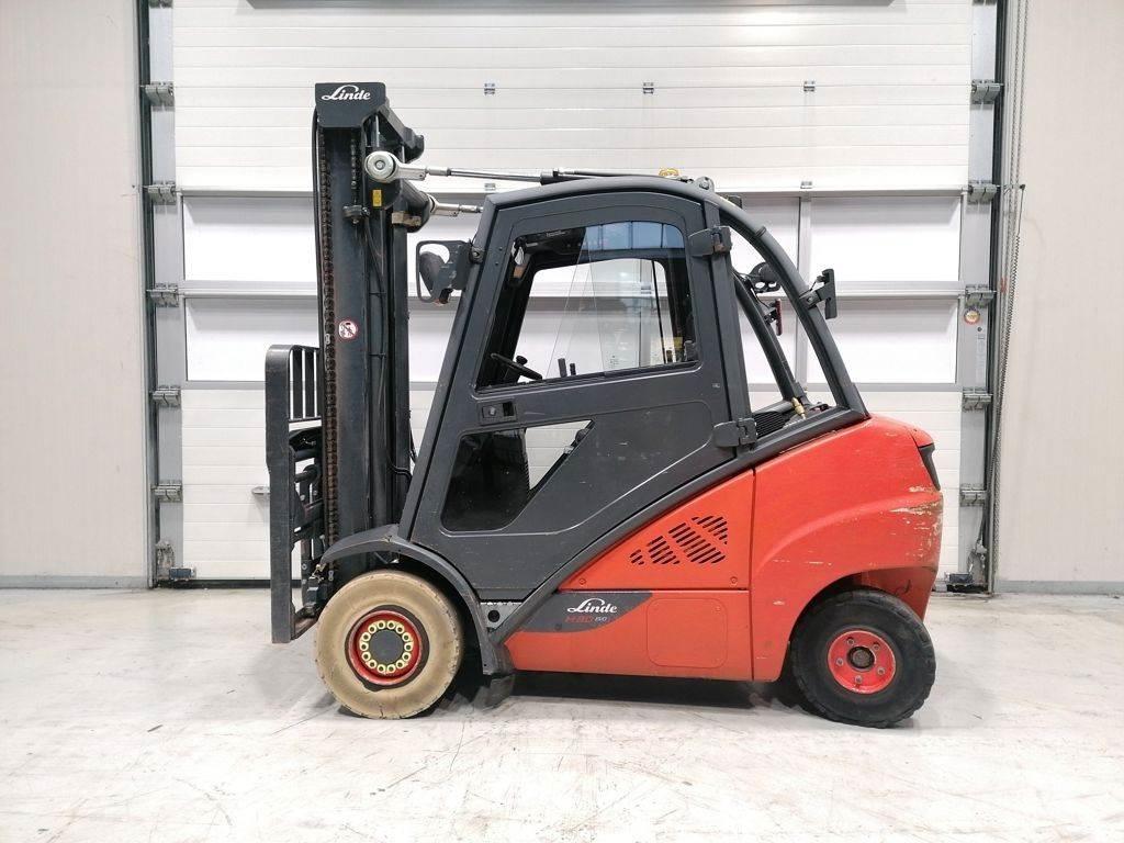 Linde H30CNG-02 شاحنات LPG