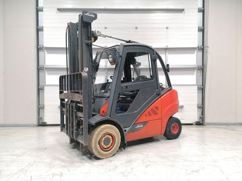 Linde H30CNG-02 شاحنات LPG