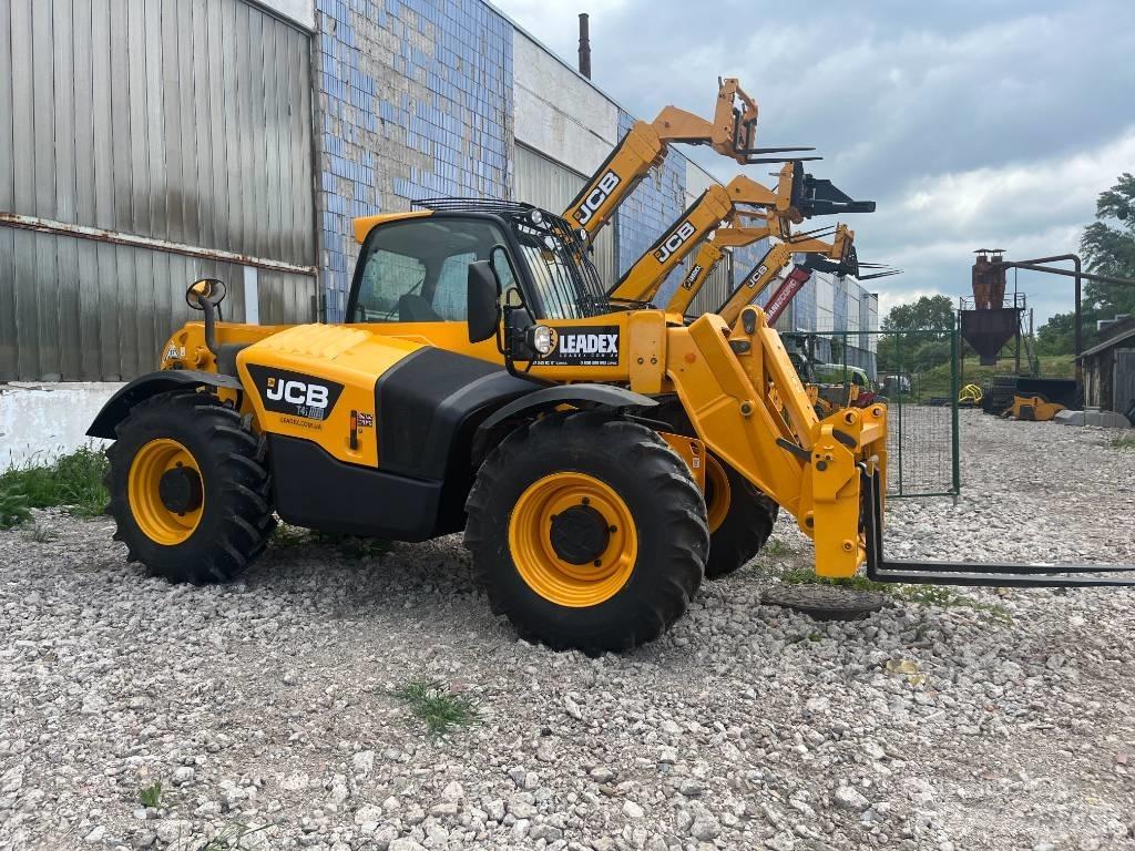 JCB 531-70 معدات مناولة لأغراض الزراعة