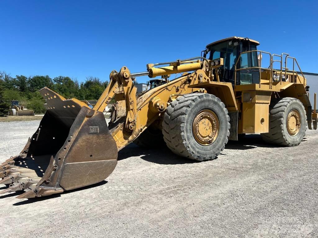 CAT 988 H لوادر بعجل