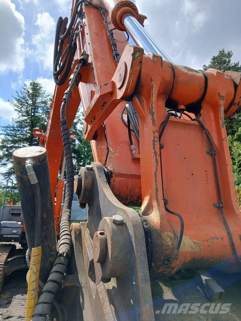 Hitachi ZX 290 LC-5B حفارات زحافة