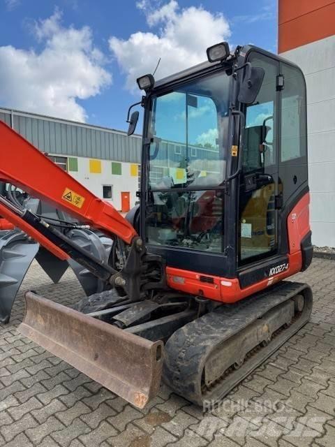 Kubota KX027-4 حفارات صغيرة أقل من 7 طن (حفارات صغيرة)