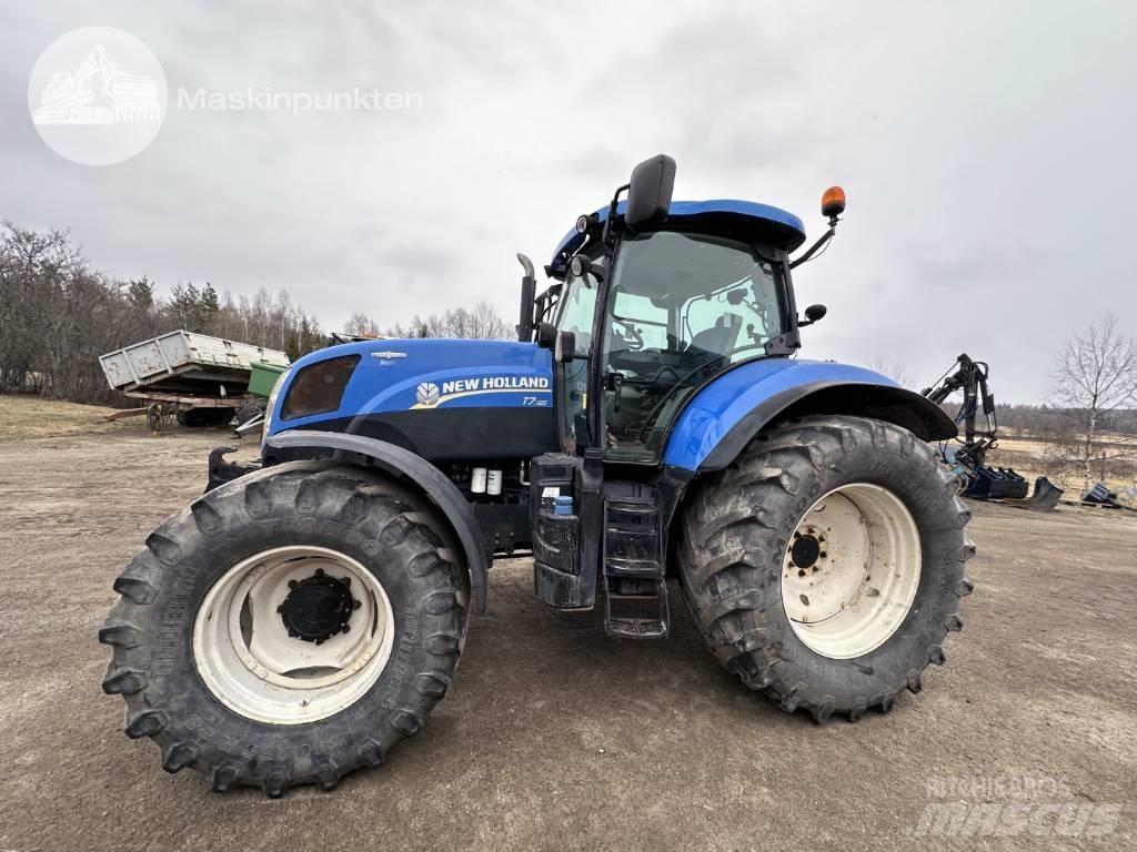 New Holland T 7.185 الجرارات