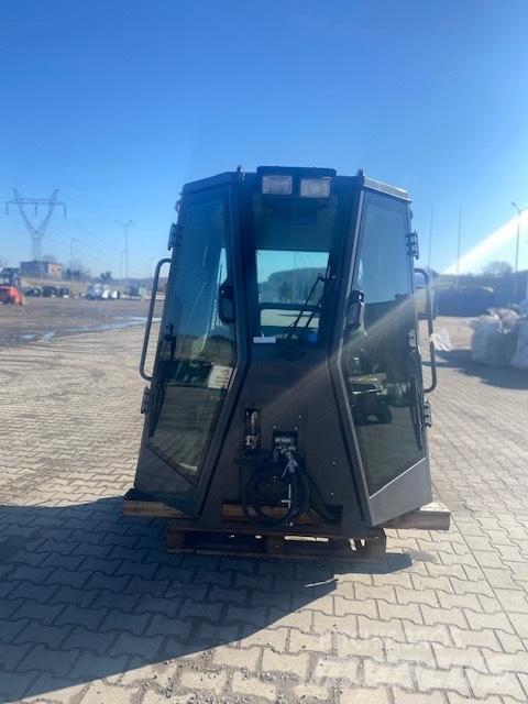 CASE D 1650 NEW CAB كابينة والداخلية