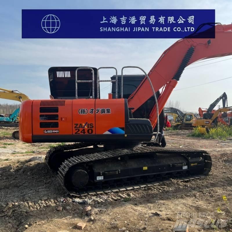 Hitachi ZX 240 حفارات زحافة