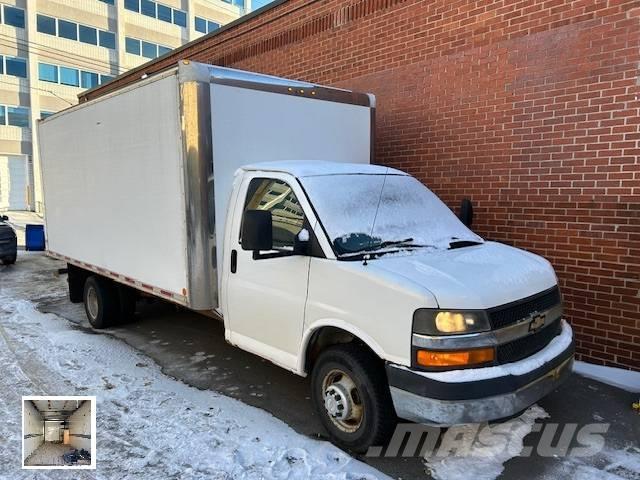 Chevrolet Express شاحنات ذات هيكل صندوقي