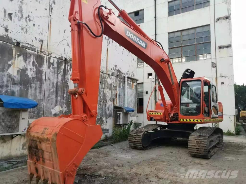 Doosan DH 220 LC-7 حفارات زحافة