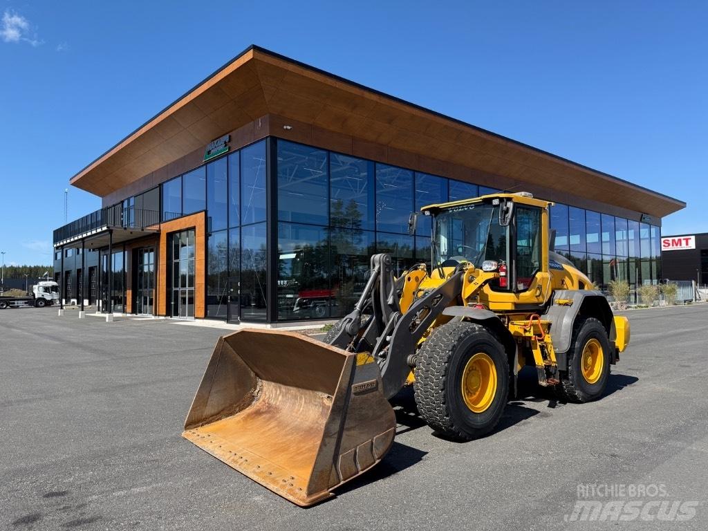 Volvo L90H لوادر بعجل