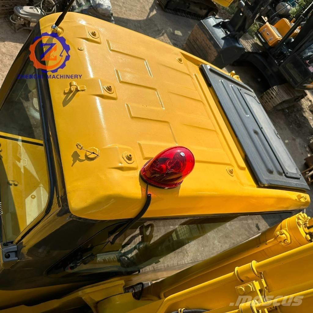 Komatsu PC 200-7 حفارات زحافة