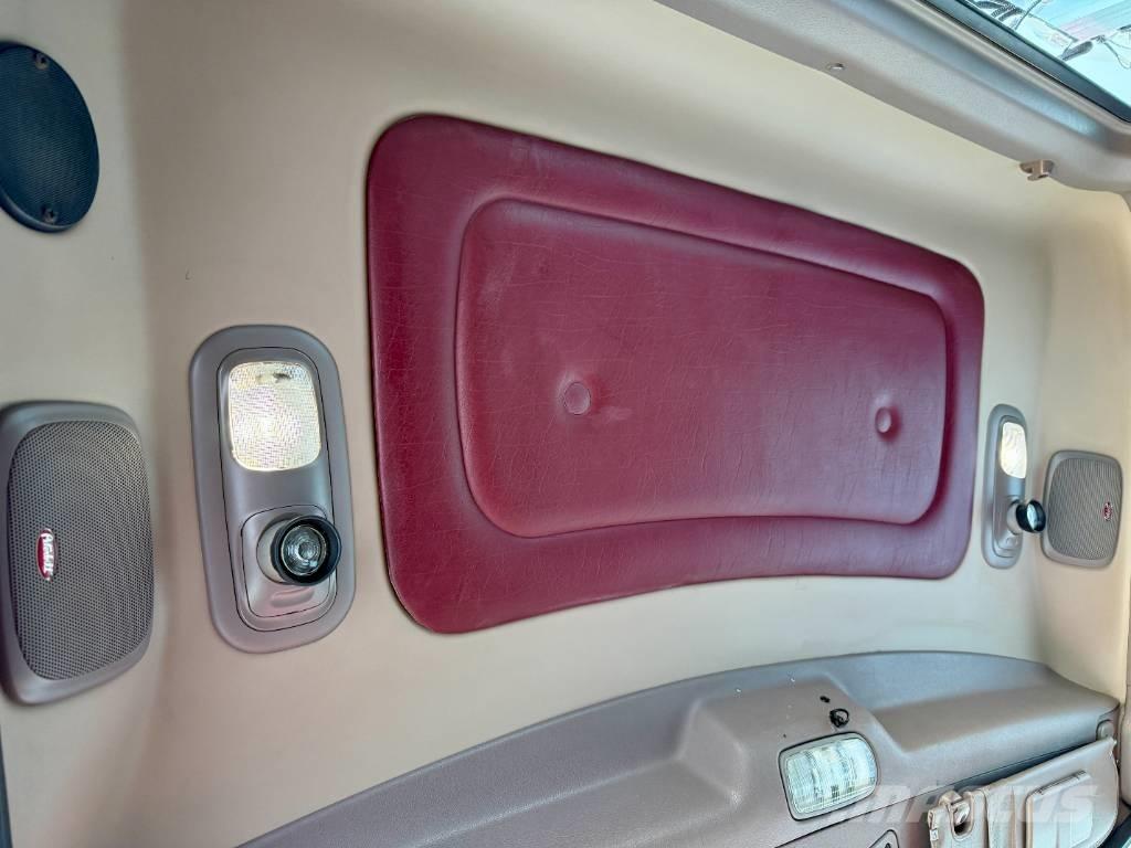 Peterbilt 388 وحدات الجر