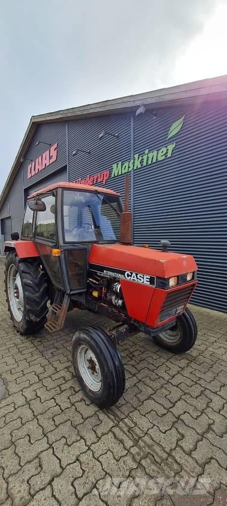 Case IH 1394 الجرارات