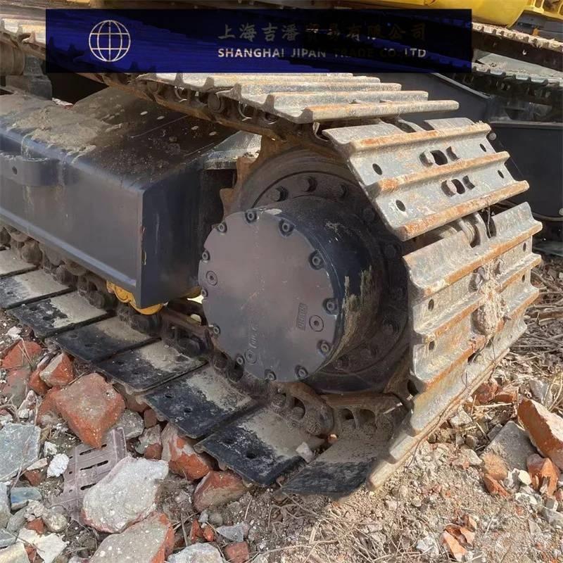 Komatsu PC 138 US حفارات وسط 7 طن - 12 طن