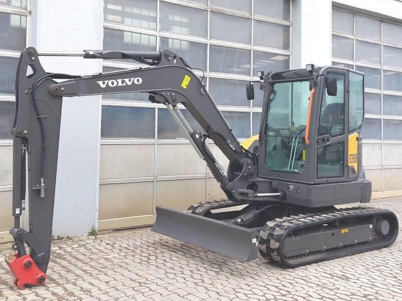 Volvo ECR 58 F حفارات صغيرة أقل من 7 طن (حفارات صغيرة)