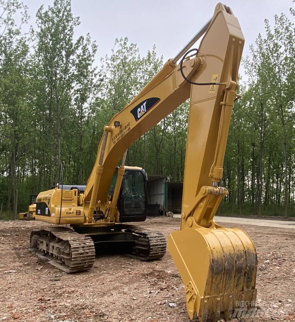 CAT 330C حفارات زحافة