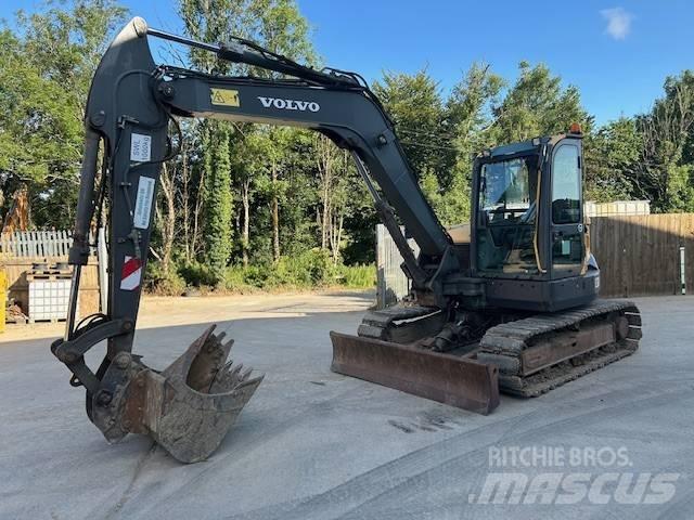 Volvo ECR 88 D حفارات زحافة