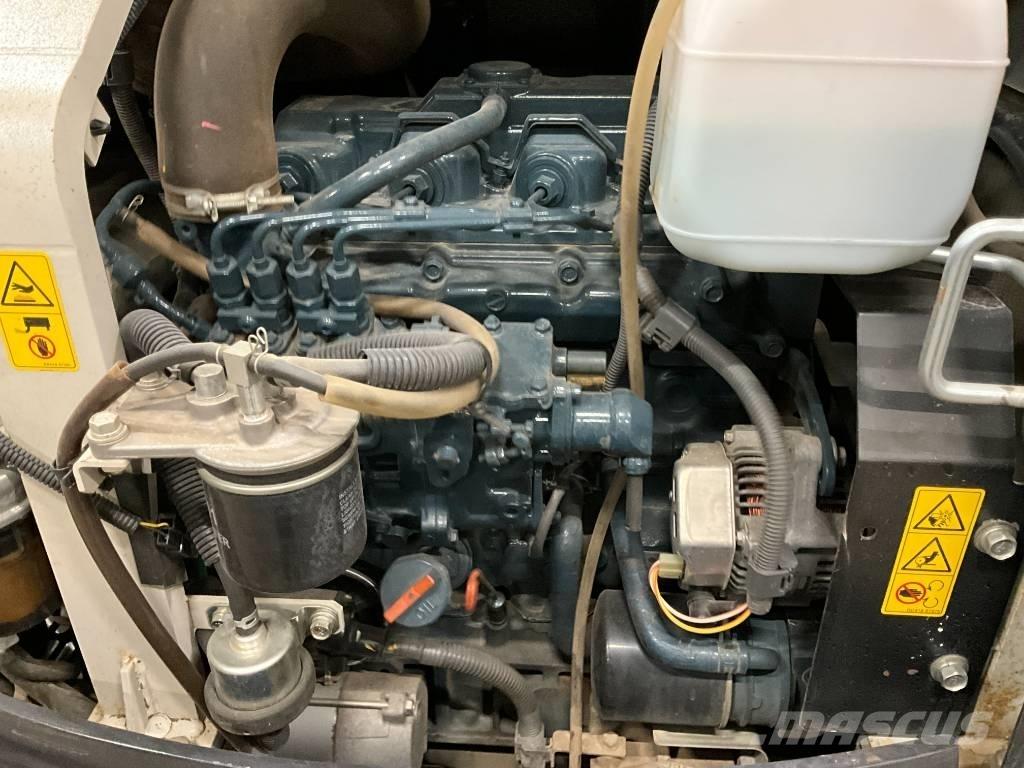Kubota U 48-4 حفارات صغيرة أقل من 7 طن (حفارات صغيرة)
