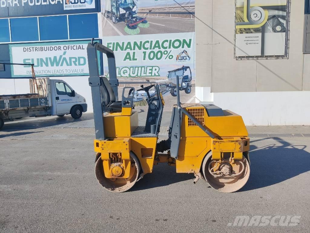 Bomag BW 120 مداحل ثنائية الاسطوانة