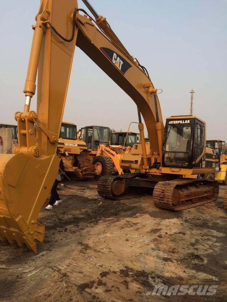 CAT 320 B حفارات زحافة