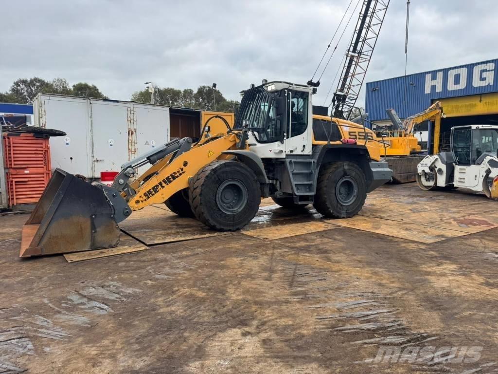 Liebherr 556 لوادر بعجل