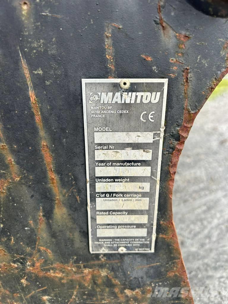 Manitou p600 حفارات زحافة