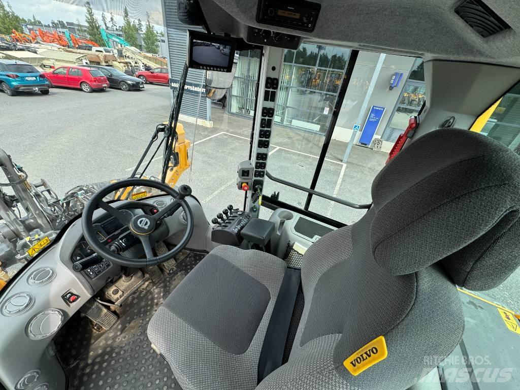 Volvo L 60 H لوادر بعجل